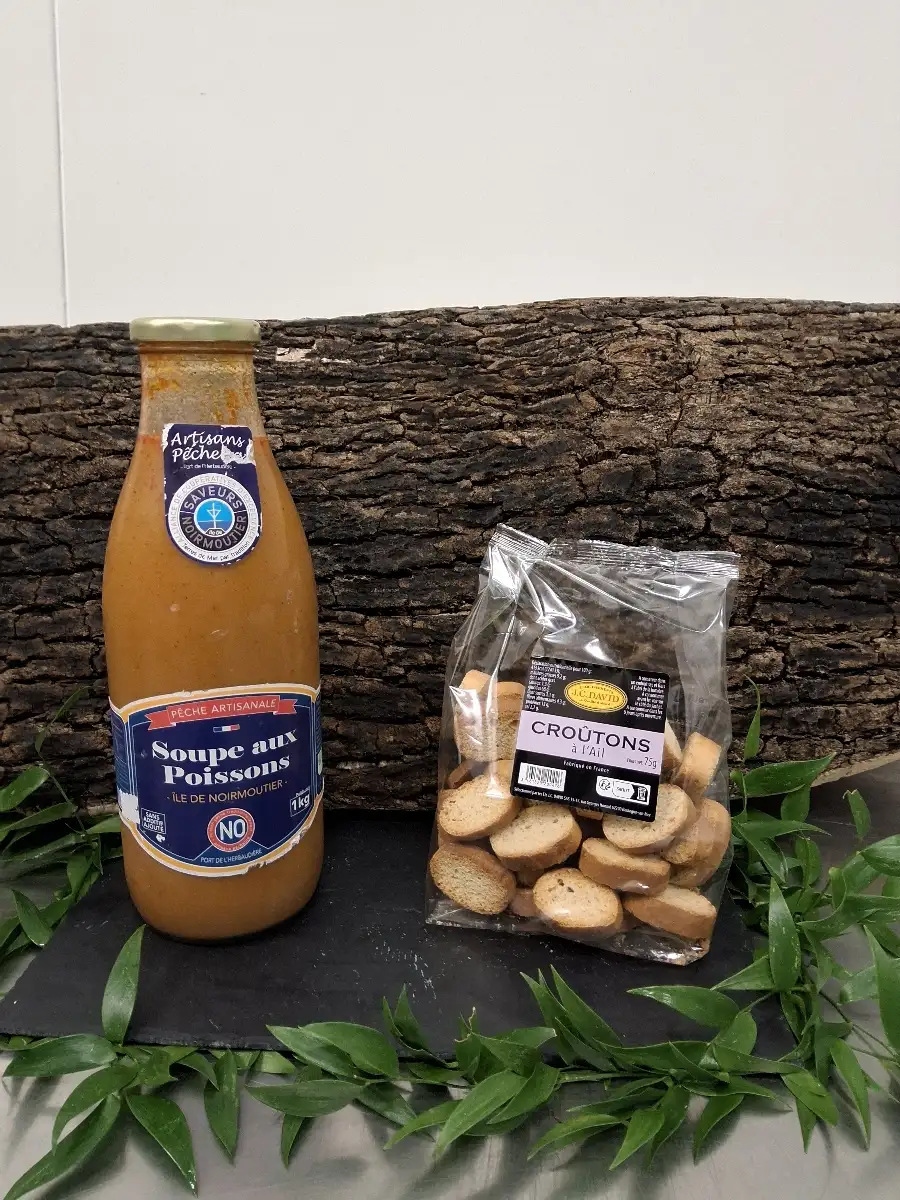 Soupe aux poisson plus croutons a l'ail