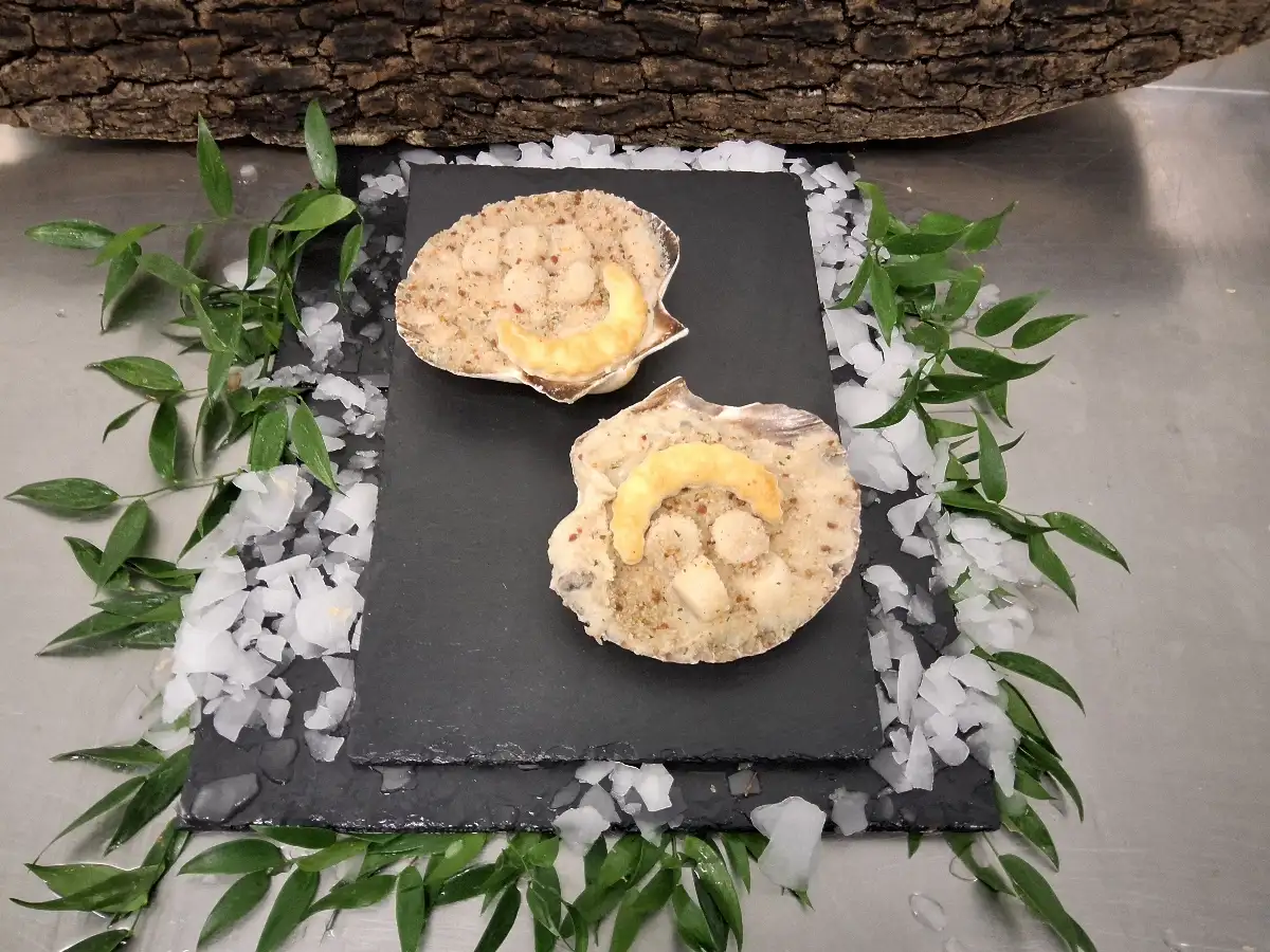 Coquille Saint Jacques et fruits de mer
