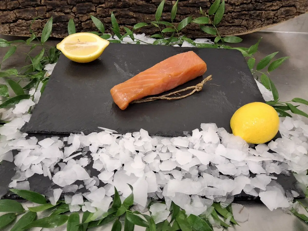 Pavé de saumon fumé a la ficelle